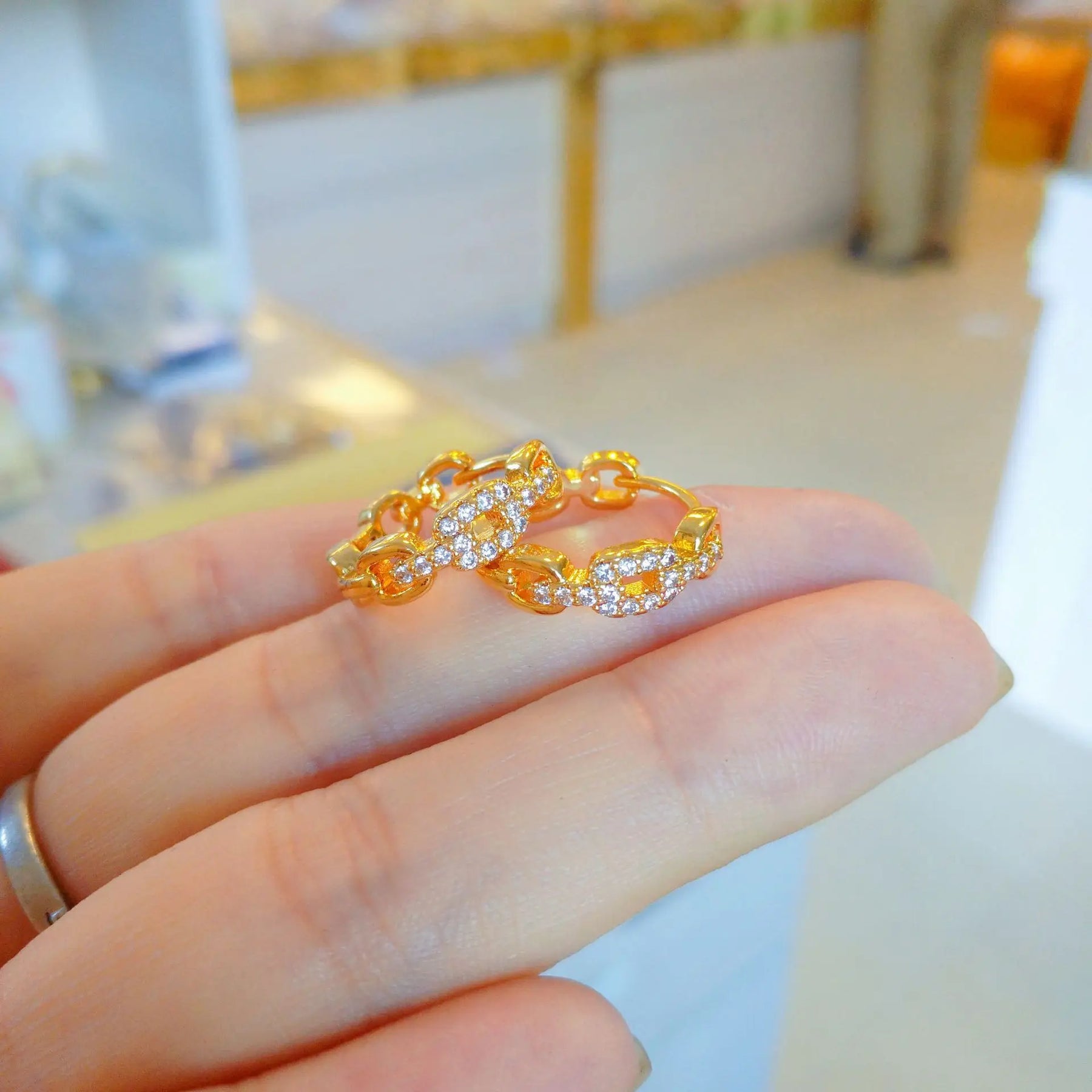 Brincos Femininos Entrelaçados em Ouro Genuíno 9999 24K